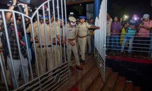 Stampede During Music Festival in Southern India University Kills at Least 4 Students